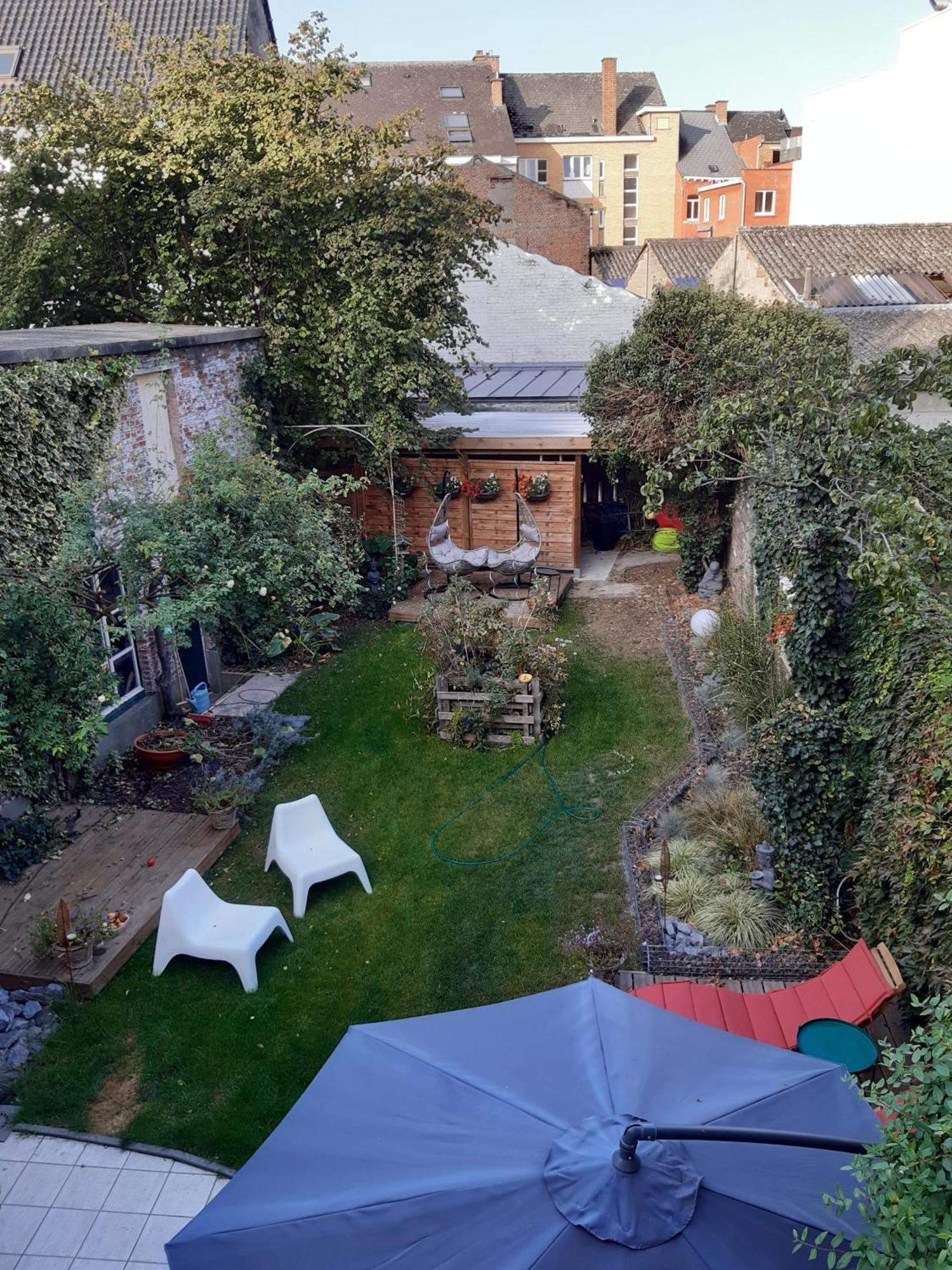L'Hote Des Geants Ath Exterior photo